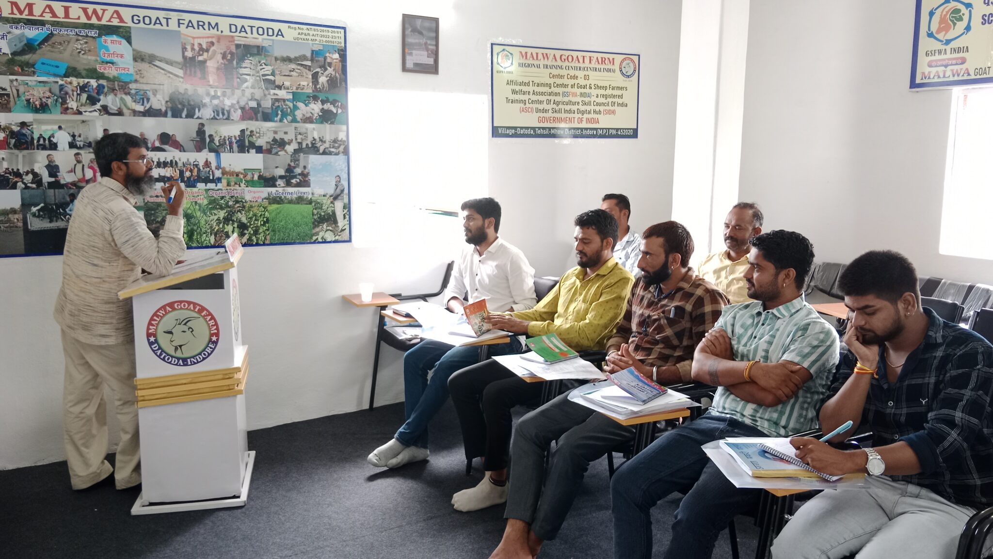 filter: 0; jpegRotation: 0; fileterIntensity: 0.000000; filterMask: 0; module:31facing:0;
hw-remosaic: 0;
touch: (-1.0, -1.0);
modeInfo: Beauty ;
sceneMode: Night;
cct_value: 0;
AI_Scene: (-1, -1);
aec_lux: 0.0;
hist255: 0.0;
hist252~255: 0.0;
hist0~15: 0.0;